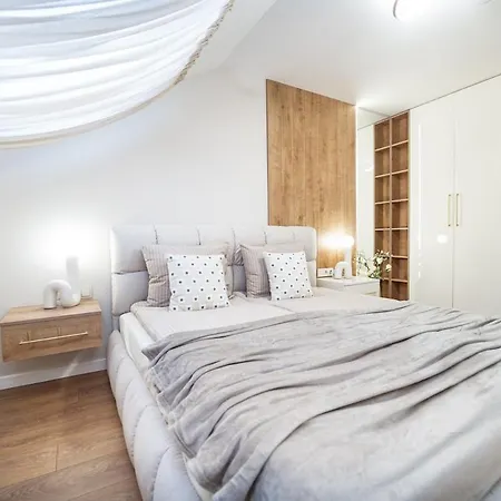 Luxury Ap - - Breakfast - Bbq - Free Parking Διαμέρισμα *